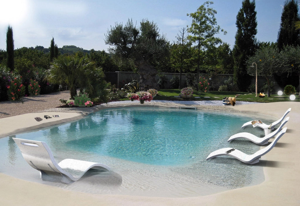 Lettino Chaise Longue da Esterno Giardino Seduta a Terra Arkema Serendipity Bianca