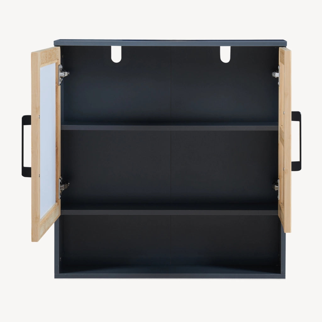 Mobiletto da Parete Svanes a Specchio Armadietto Pensile da Bagno con Ante in Bambù 58 x 56 x 13 cm - Grigio Scuro/Naturale [en.casa]