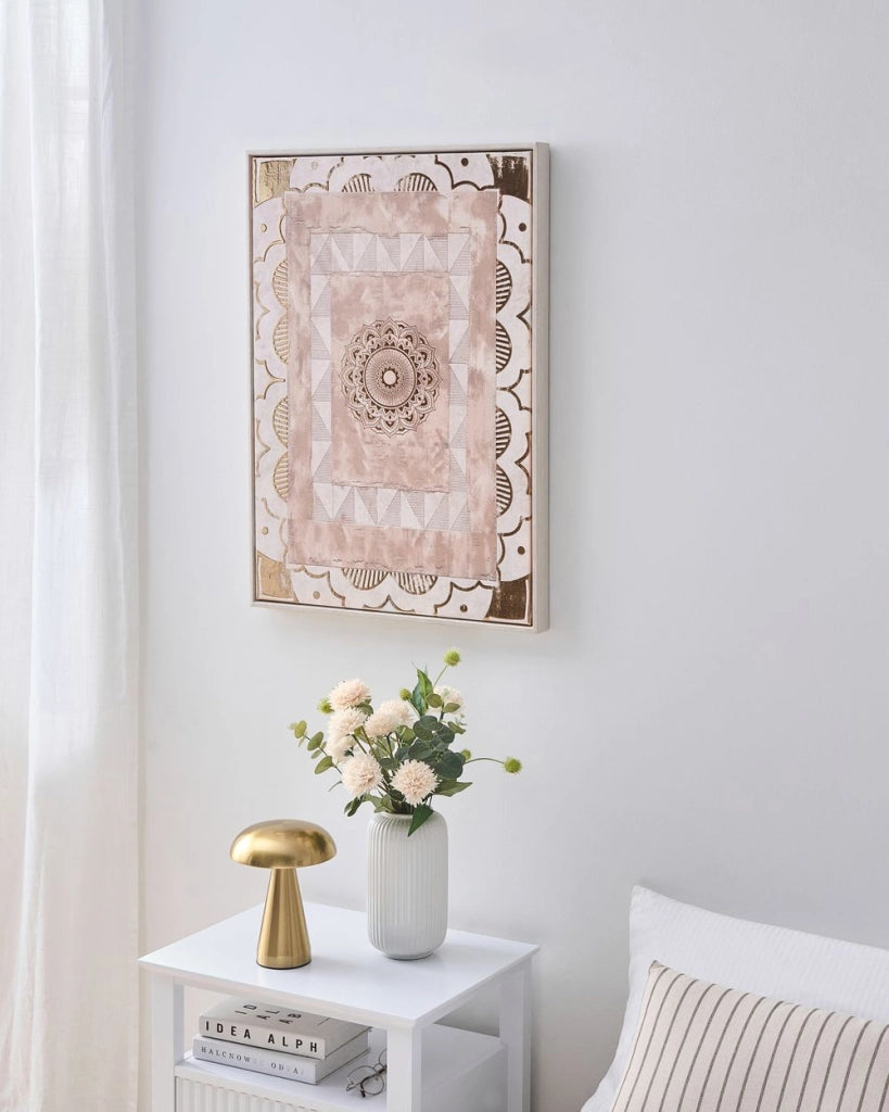 Decorazione da parete stampa su tela dorata, motivi orientali realizzati a mano, materiali sintetici, cornice in legno di pino, soggiorno