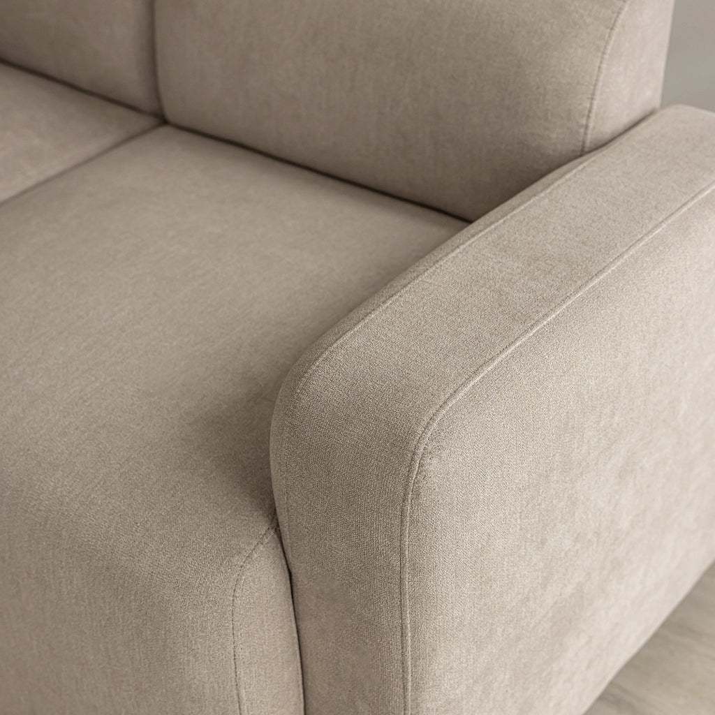 OKWISH Divano Lineare 3 Posti, Seduta Ampia con Schienale Alto e 2 Cuscini, Ciniglia Beige, 211 x 67 x 71 cm