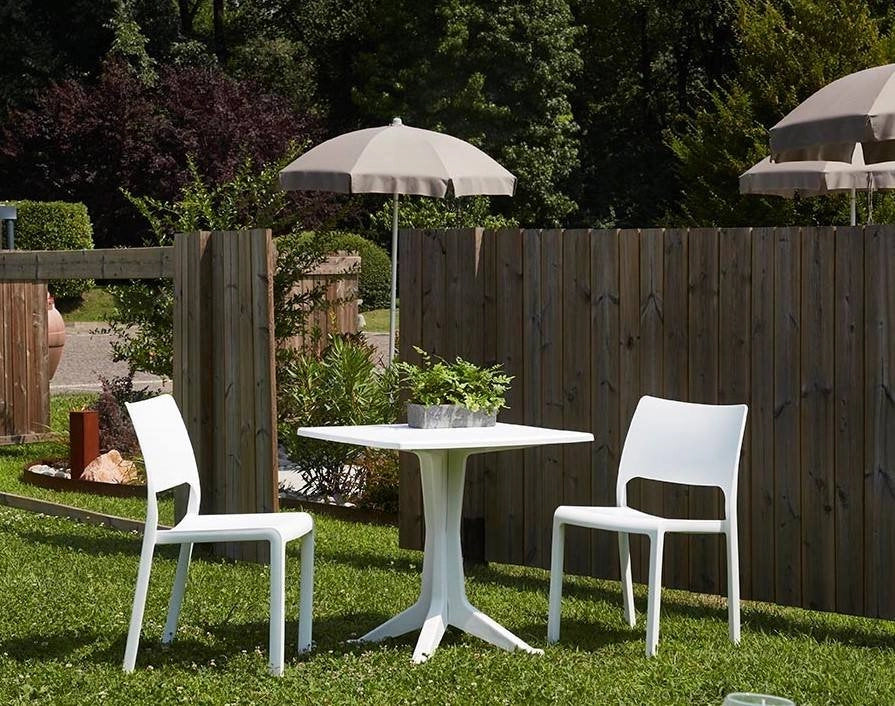 Tavolo da esterno Agostini, Tavolo quadrato fisso, Tavolino da giardino multiuso, 100% Made in Italy, Cm 70x70h72, Bianco