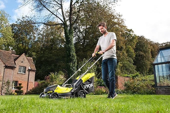 TOSAERBA A BATTERIA 'RLM18X33B40' RYOBI 18V - 4,0Ah - RYOBI