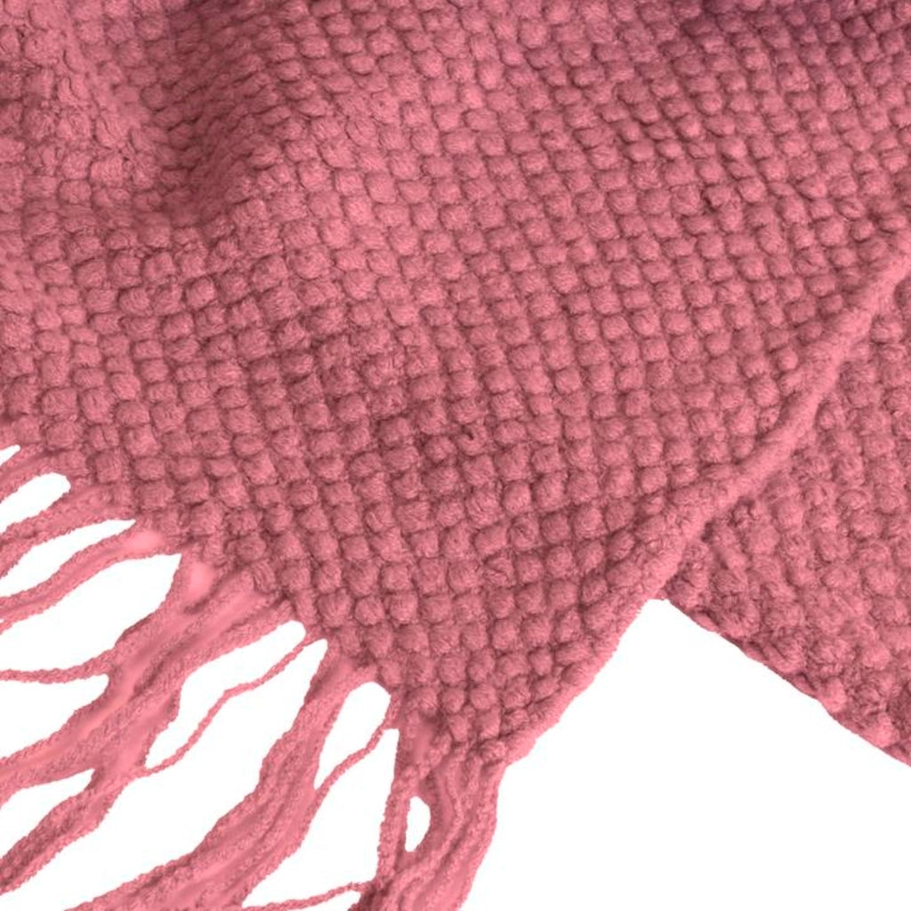 Coperta plaid rosa lampone testurizzata a nido d'ape e frangiata 180x220 cm