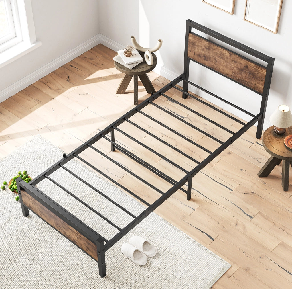 Letto singolo ULEVR 90x200 cm in metallo e MDF con rete a doghe, testiera e pediera marroni
