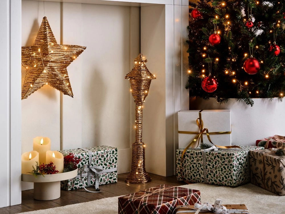 Decorazione Natalizia LED Lampione in Ferro e Corda di Carta Oro 62 cm con 40 Lampadine