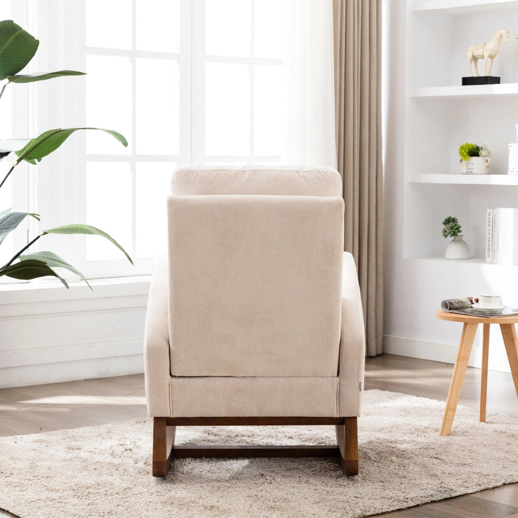 Sedia a dondolo con schienale alto e tasche laterali in lino beige con braccioli lunghi e gambe in legno di gomma