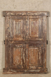 Biscottini Finestra finestrina grata porta in legno massello e in ferro antica e vecchia con telaio da interno o da esterno