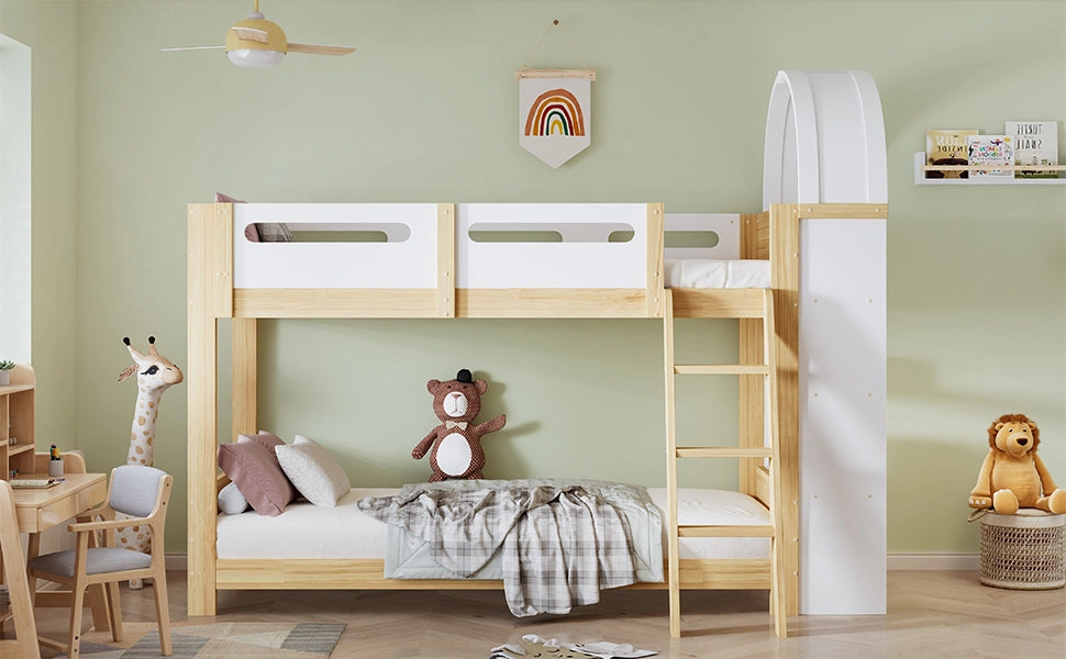 Letto a castello con scaffale a tre ripiani in legno massello e mdf bianco naturale 90x200 cm