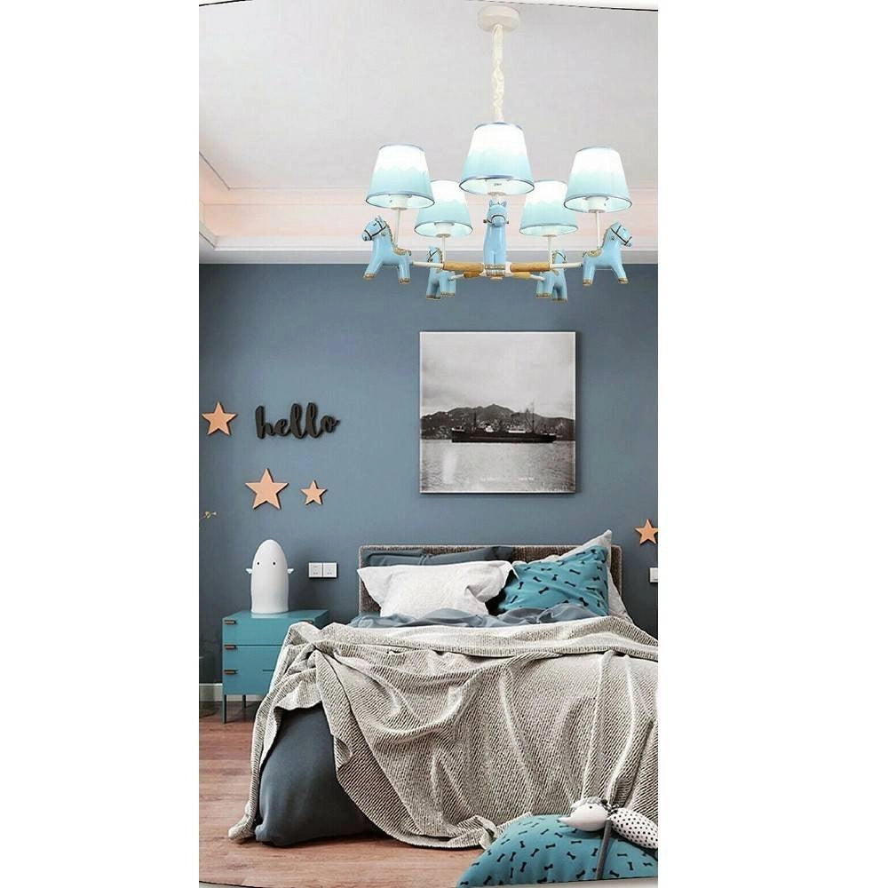 Trade Shop - Lampadario Per Cameretta A Sospensione Cavallo In Resina 5 Portalampada E27 A45 - Blu