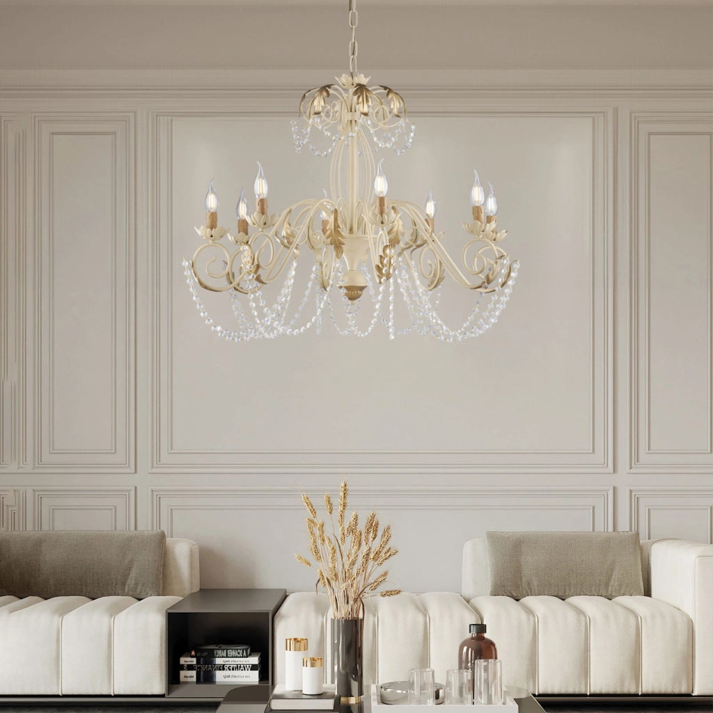 Lampadario in ferro laccato avorio con decorazione effetto decapè e rifiniture oro antico con strass in cristallo 8 luci