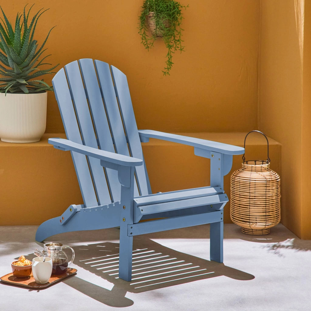 Poltrona in legno di acacia con braccioli, blu