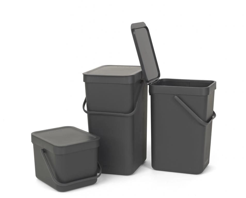 Brabantia 109966 Sort and Go Pattumiera 16 L Plastica Riciclata con Maniglia e Coperchio Stay Open Rimovibile Facile da Pulire Colore Grigio