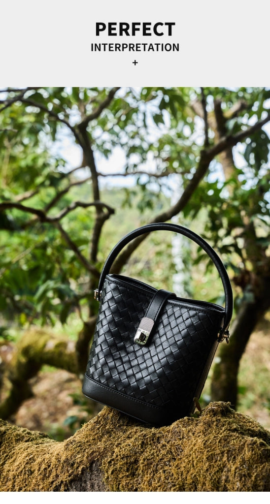 Borsa a tracolla da donna in vera pelle nera
