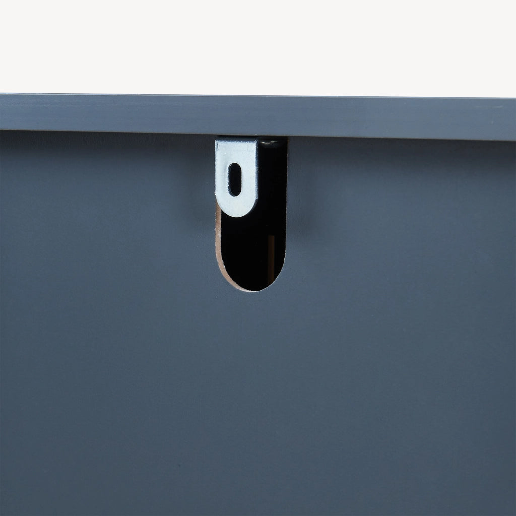 Mobiletto da Parete Svanes a Specchio Armadietto Pensile da Bagno con Ante in Bambù 58 x 56 x 13 cm - Grigio Scuro/Naturale [en.casa]