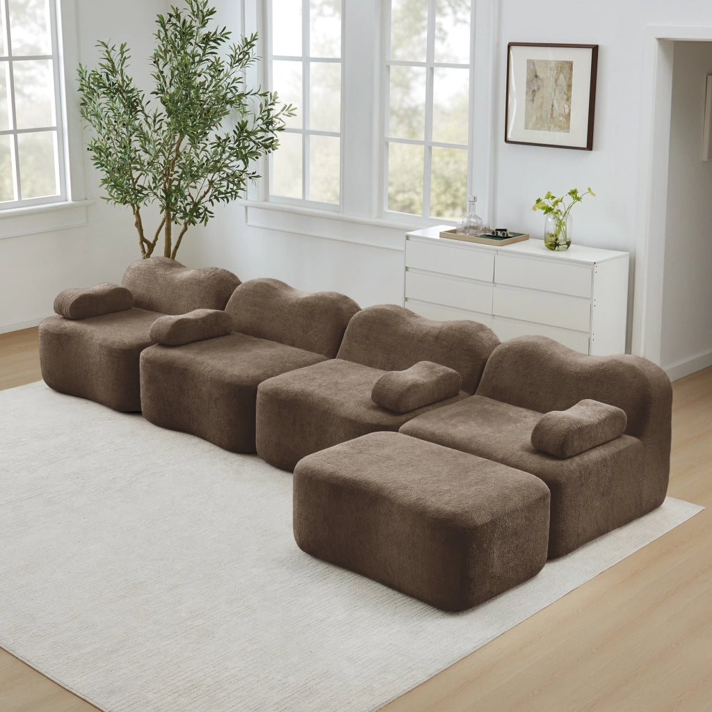 Divano modulare angolare 4 posti senza struttura interna con pouf collegabile e braccioli mobili in velluto marrone
