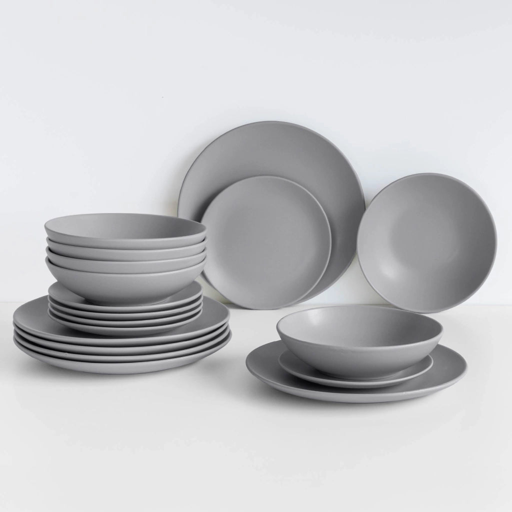 Servizio 18 Pezzi Piatti Cucina In Porcellana Gres Matt Design Moderno Finiture Opache Piatto Fondo Piano Dessert Lavastoviglie Microonde Colorazioni Tinta Unita Certificati Contatto Alimentare Grigio