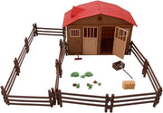Set di giocattoli per bambini con figure di animali da fattoria, casetta, recinzione e stalla.