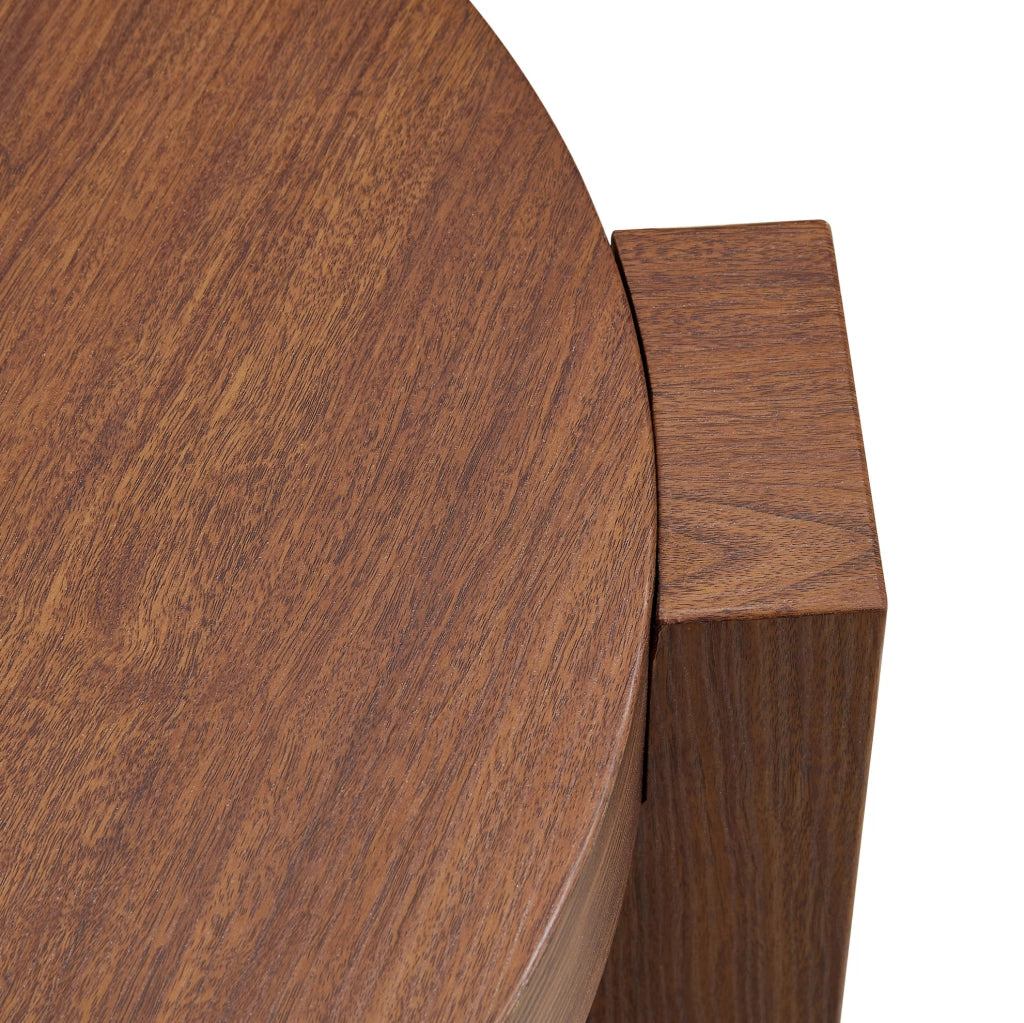 Tavolino da caffè rotondo a due livelli in MDF effetto noce e vetro marrone; 61 cm