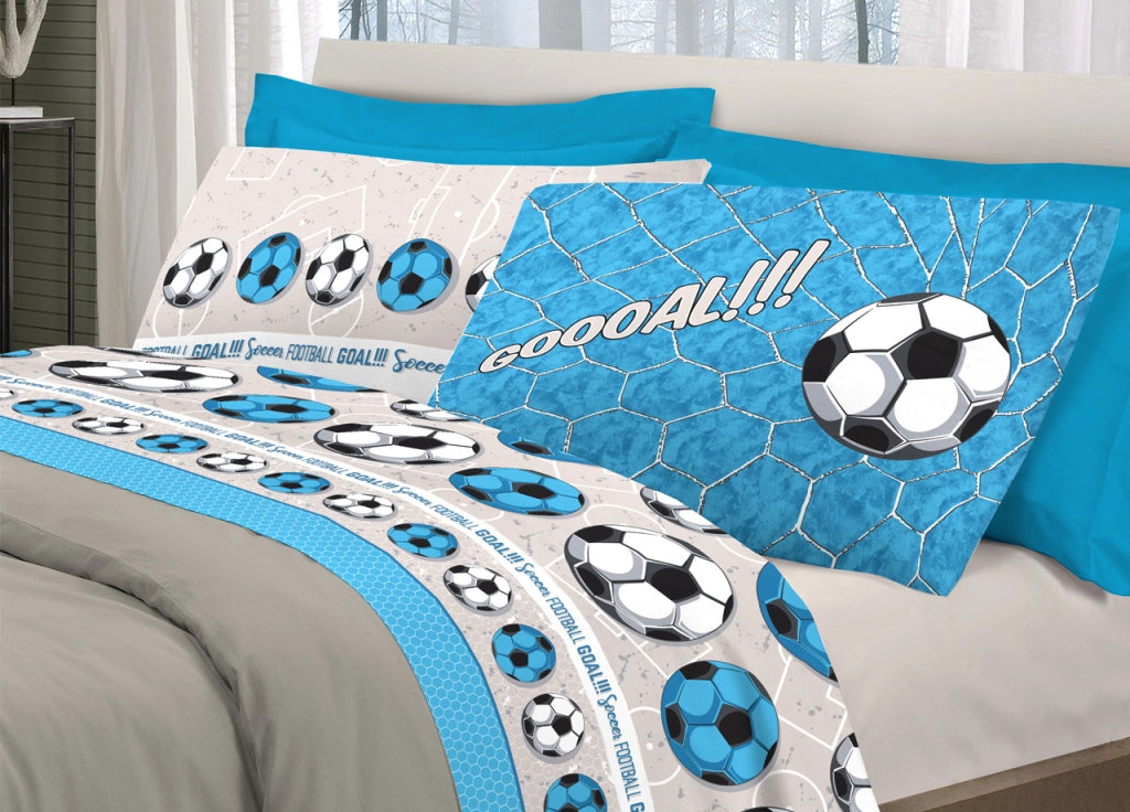 Completo Lenzuola Linea Pensieri Delicati 100% Cotone Disegno Calcio - Piazza E Mezza - Azzurro