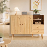 Credenza con 2 ante curve; 2 cassetti e vani aperti in MDF e truciolare; naturale