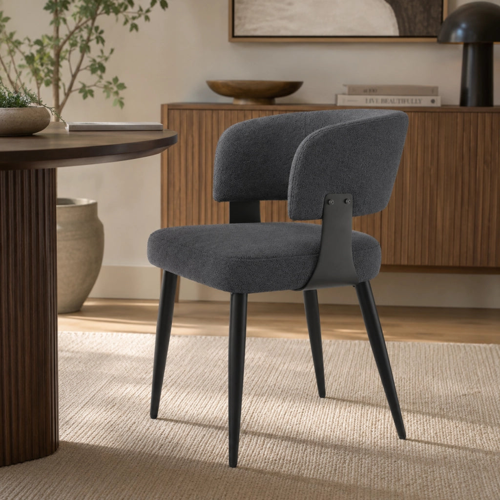 Sedia 59x46.5x81.5 cm ergonomica con schienale curvo in flanella e metallo grigio