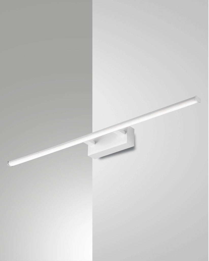 Nala Lampada da Parete LED Integrato 15W 1850lm 3000K IP44 in Metallo e Metacrilato Colore Bianco, Design Moderno e Funzionale per Interni ed Esterni
