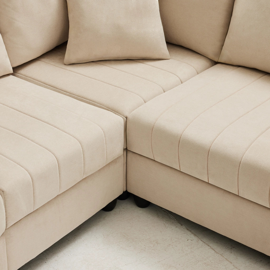 Divano modulare 5 posti con chaise longue reversibile e pouf rimovibile, in Effetto lino beige