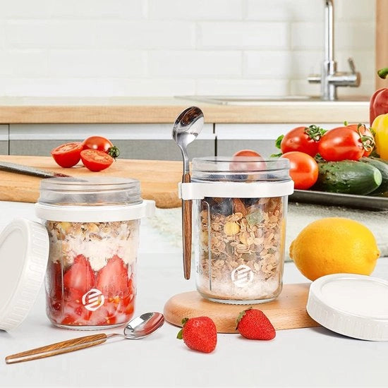Set di Overnight Oats in Bicchieri di Mason 

Specifica: 

- Materiale: 
- Capacità: 
- Dimensioni: 
- Modello: 
- Colore: