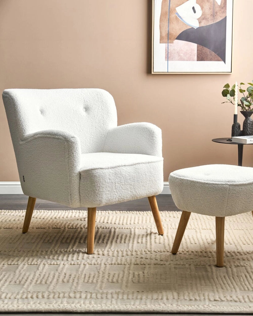 Poltrona Boucle bianco Rivestimento poggiapiedi Gambe in legno Motivo solido Retro Boho Soggiorno