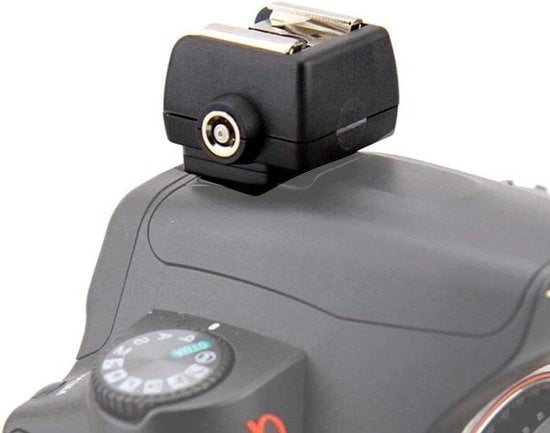 Adattatore di Flash per Macchina Fotografica a Batteria Senza Socket Sincrono - Accessorio Multifunzionale in Plastica Mini per Interfaccia Multiplo.