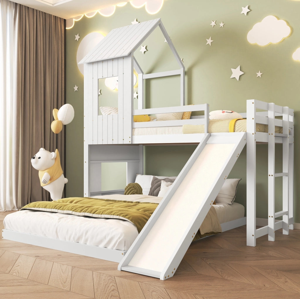 Letto a castello con scivolo 210x227x216 cm con tetto; finestra e scala a 3 gradini in legno e MDF bianco