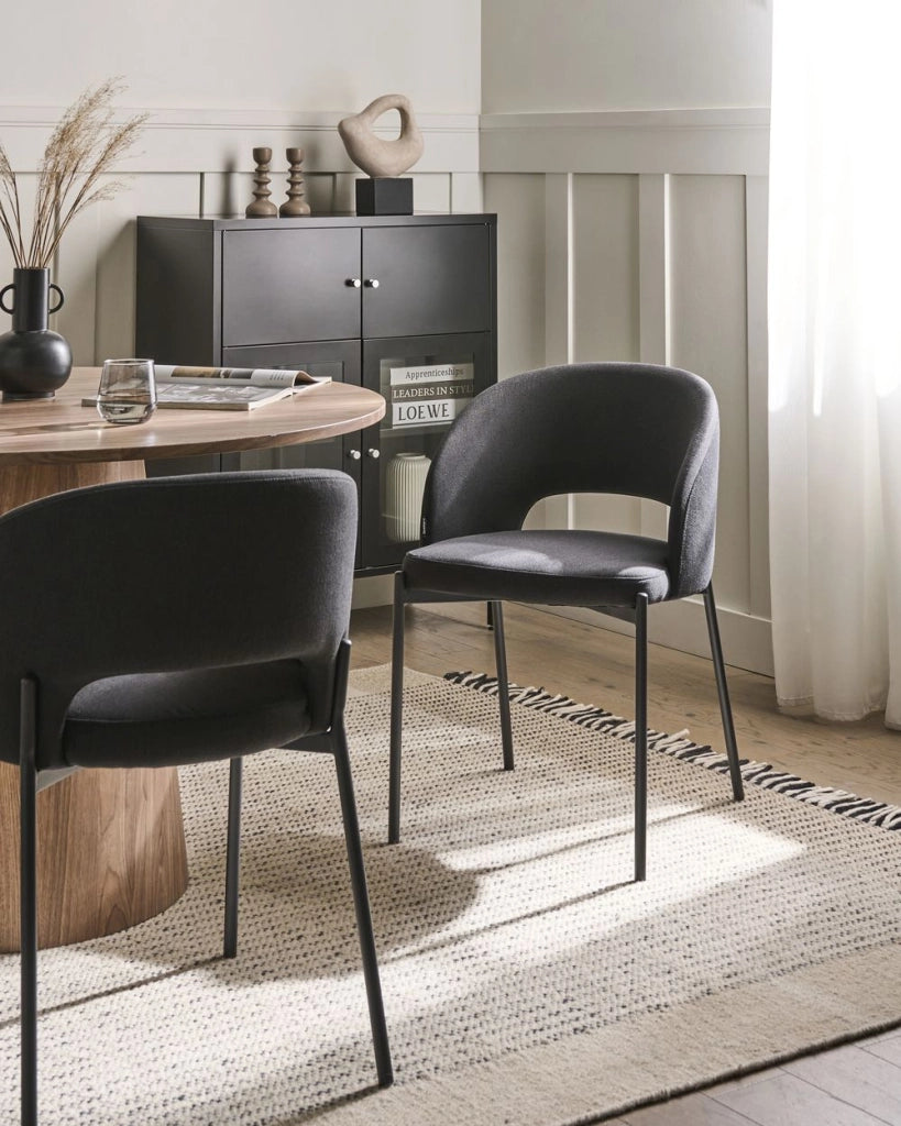 Set di 2 sedie da pranzo tessuto nero e metallo braccioli e schienale con apertura moderna industriale