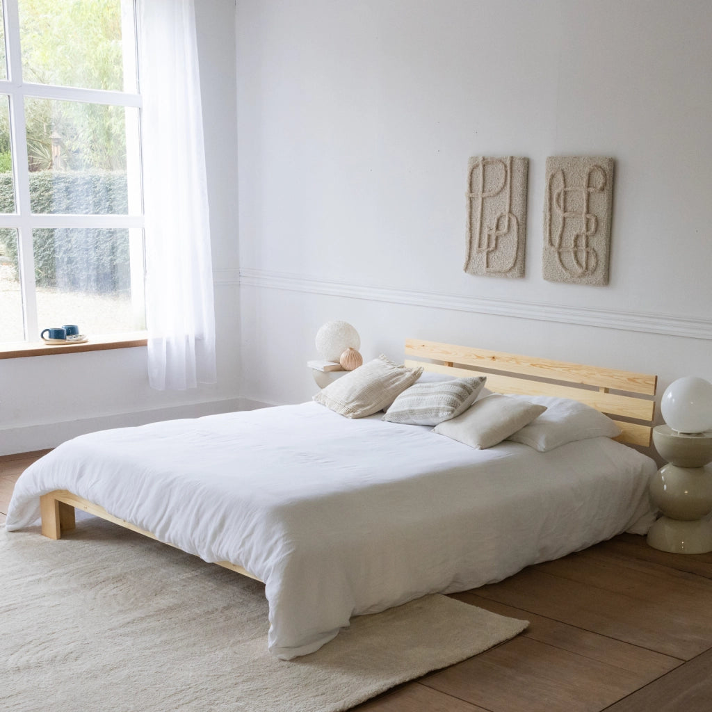 Letto in legno con testiera 160x200cm FINN