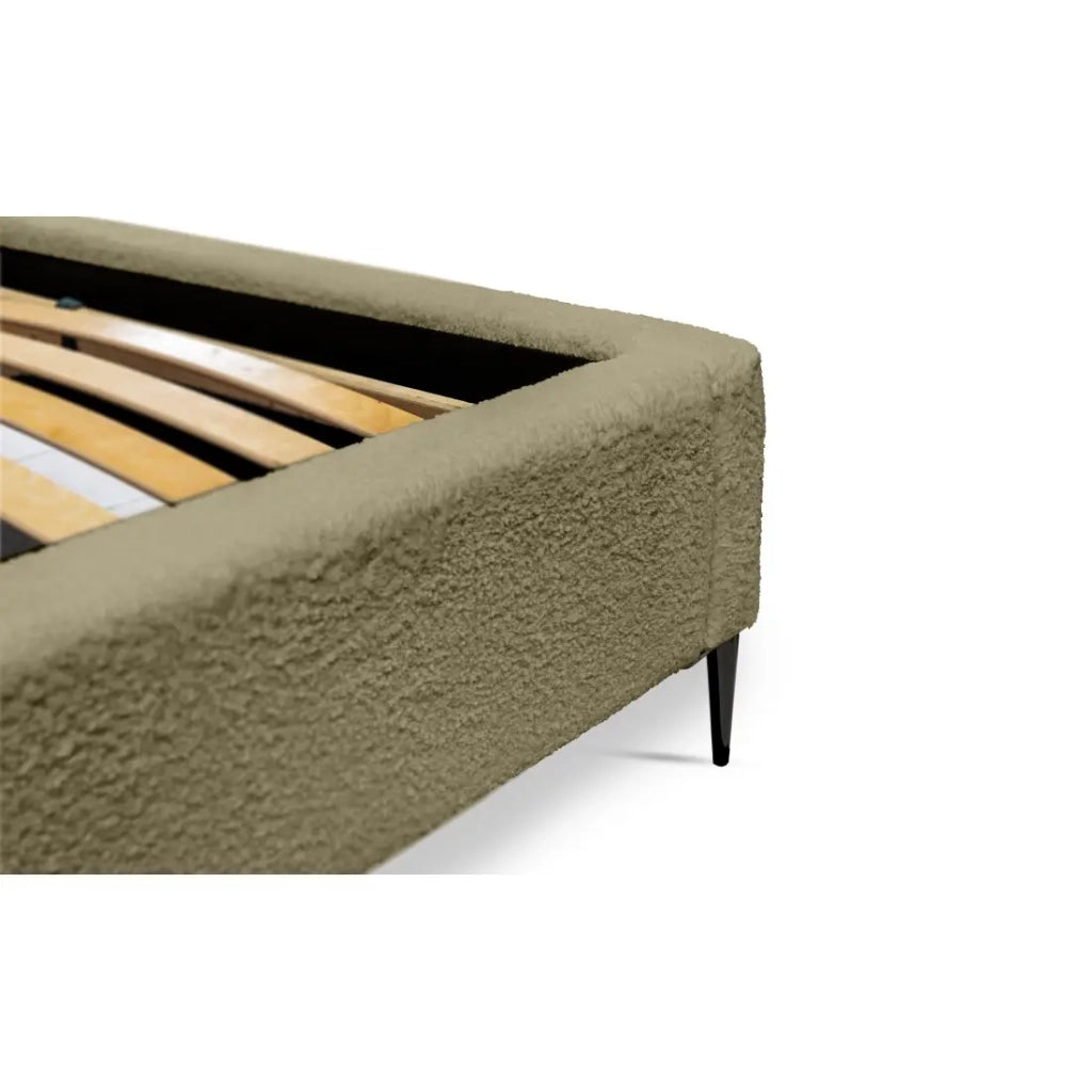 Letto MILLIO – Kaki – 160x200 cm – Tessuto chenille bouclé – Rete inclusa – Comfort albergo 5 stelle