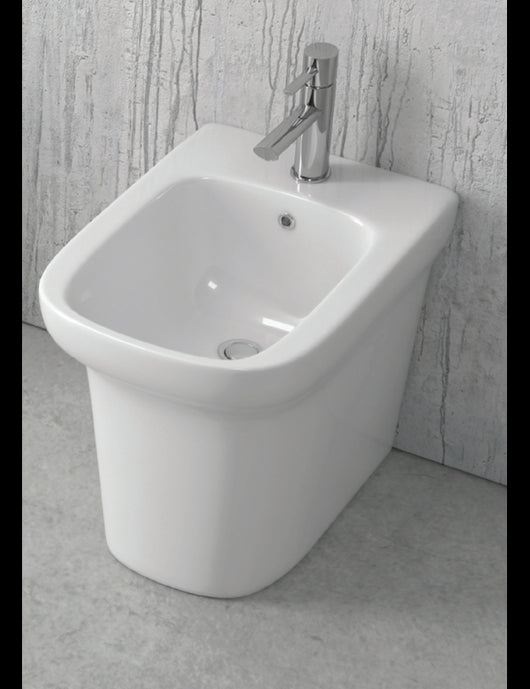 Bidet da appoggio in porcellana GRACE