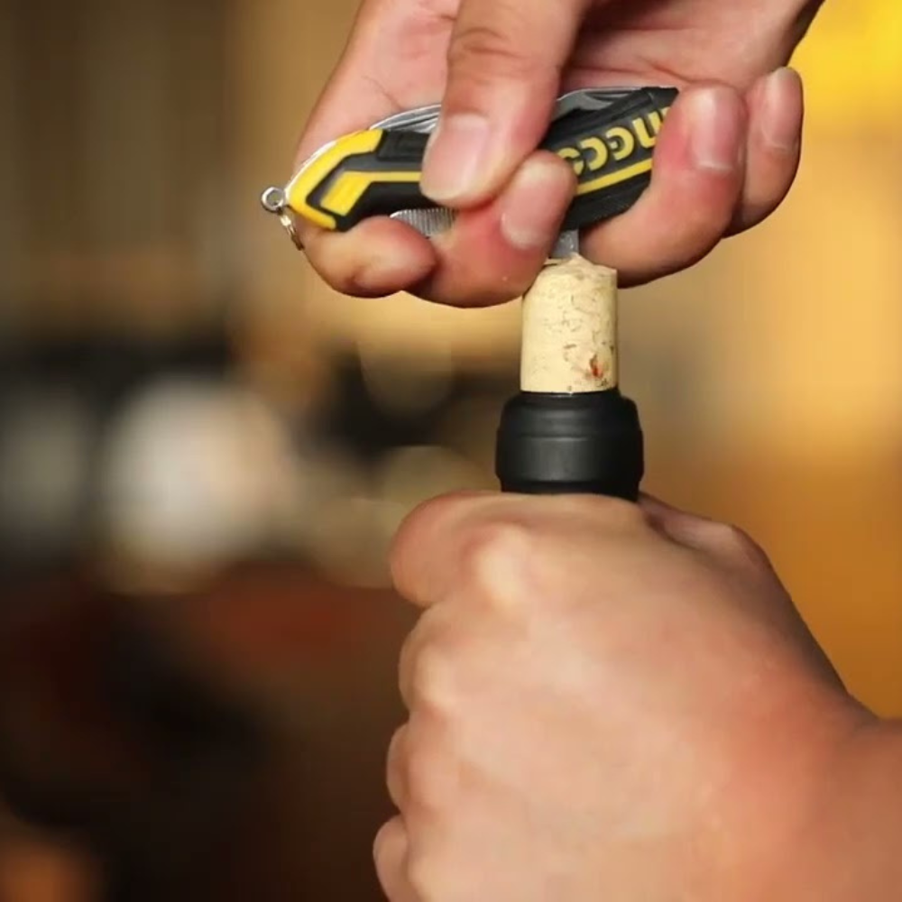 Coltello multifunzione tascabile campeggio escursionismo outdoor 10 attrezzi