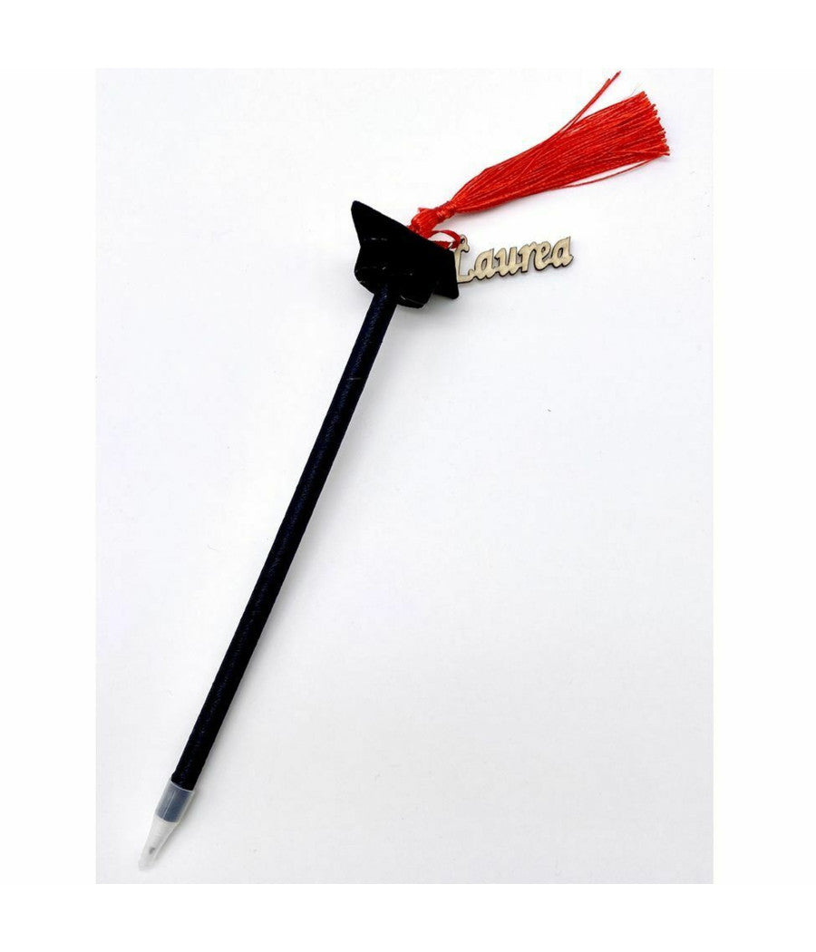 Bomboniera Per Festa Laurea Penna A Sfera Nera Con Applicazione In Legno Tocco         