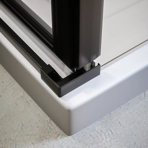 Box doccia 70x70 cm con apertura a battente e parete fissa, profili nero opaco e vetro da 8mm trasparente h195 | Fiji 