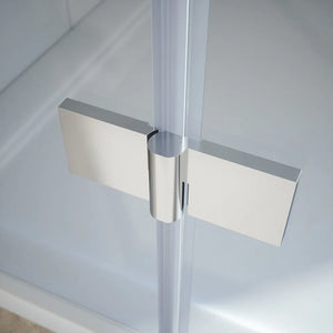 Box doccia 110x90 cm con apertura a battente lato sinistro con cerniere e parete fissa, profili cromati e vetro 8mm trasparente h195 | Fiji 