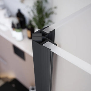 Box doccia 80x90 cm con apertura a libro lato destro e parete fissa, profili nero opaco e vetro 8mm trasparente h195 | Fiji