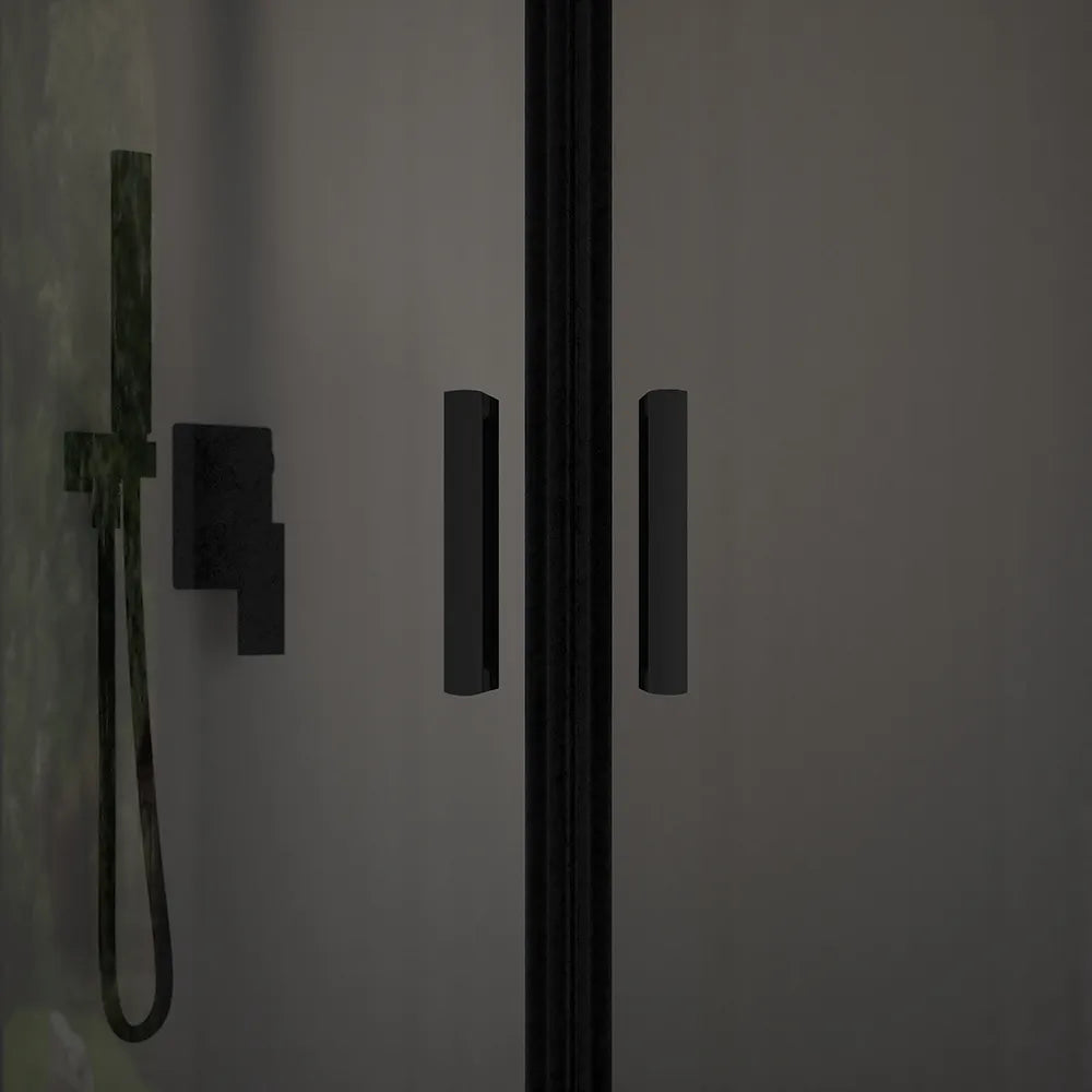 Box doccia semicircolare 70x90 cm profili nero opaco vetro 6mm fumè h185 | Tonga