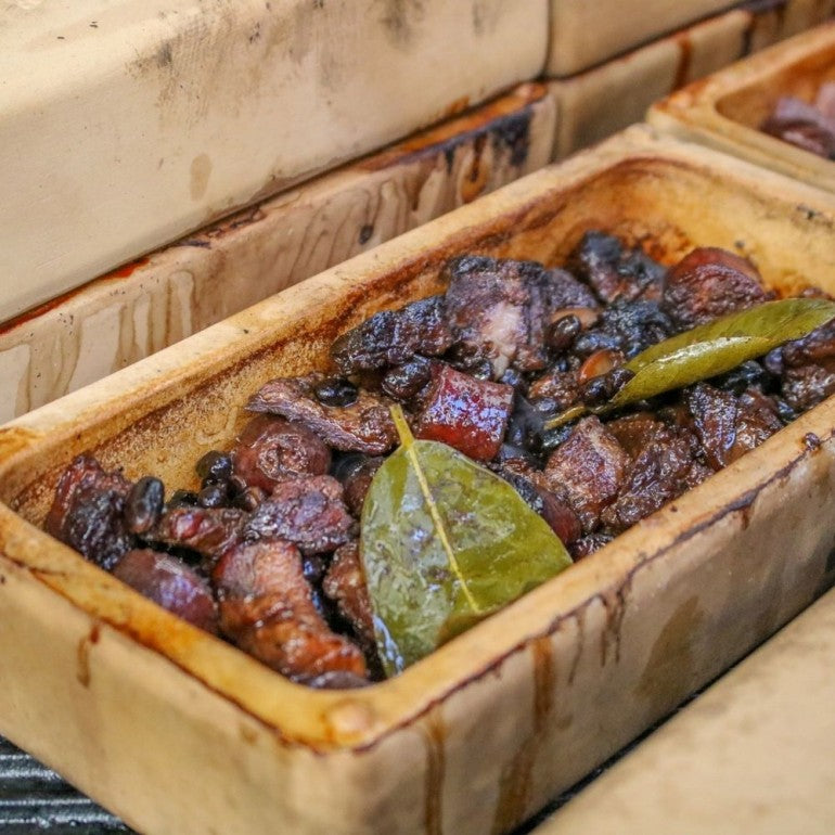 Bricknic: Pirofila da BBQ e da forno a forma di Mattone in terracotta colore nero