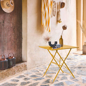 Tavolo da giardino pieghevole in metallo con 2 sedie, ocra