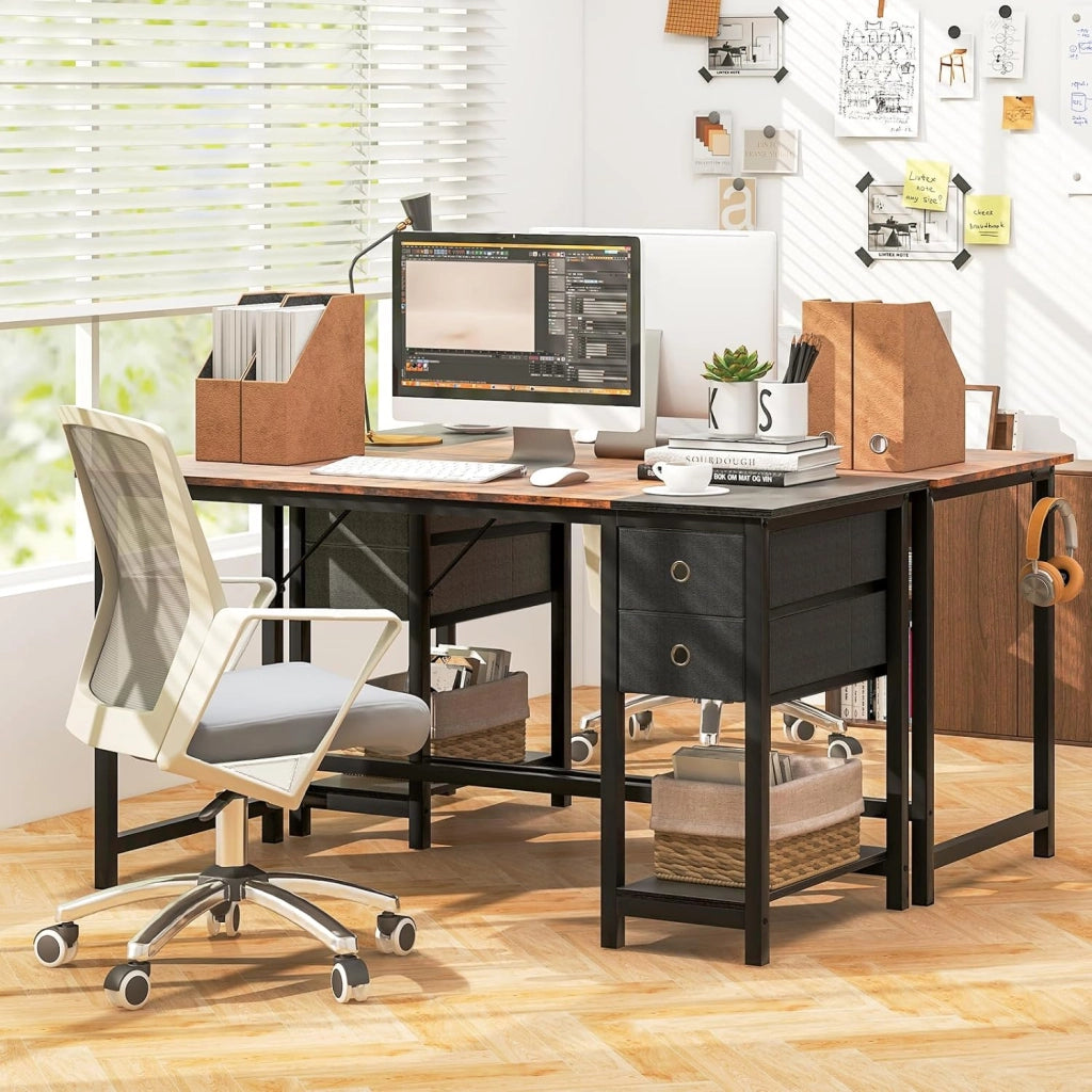 Scrivania da ufficio con stoccaggio, scrivania in metallo per computer con gancio, mensola e 2 cassetti, scrivania da studio, tavolo da computer, marrone rustico e nero (140 cm)