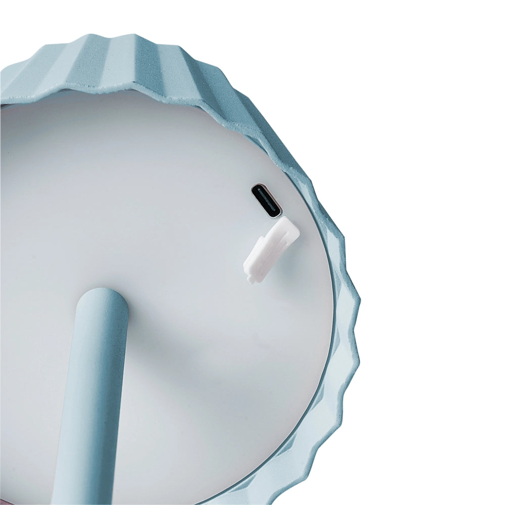 Lampada da tavolo in alluminio blu ferro luce interna esterna stile moderno