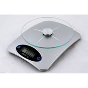 Trade Shop - Bilancia Digitale Lcd Piatto In Vetro Da Cucina Elettronica 5 Kg Tasto Tara Casa -