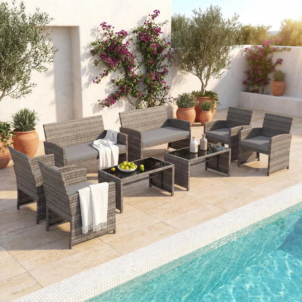Set Mobili da Giardino in Rattan PE, Divano a 2 Posti e 2 Poltrone con Cuscini Comfort, Tavolino con Piano in Vetro, Arredo da Esterno per 4 Persone per Patio, Balcone, Cortile (Grigio+Grigio)