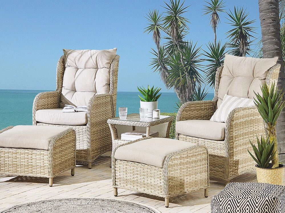 Set da esterno 2 cuscini beige con struttura alluminio rattan sintetico e poliestere Tavolo vetro temperato ripiano reclinabile tradizionale