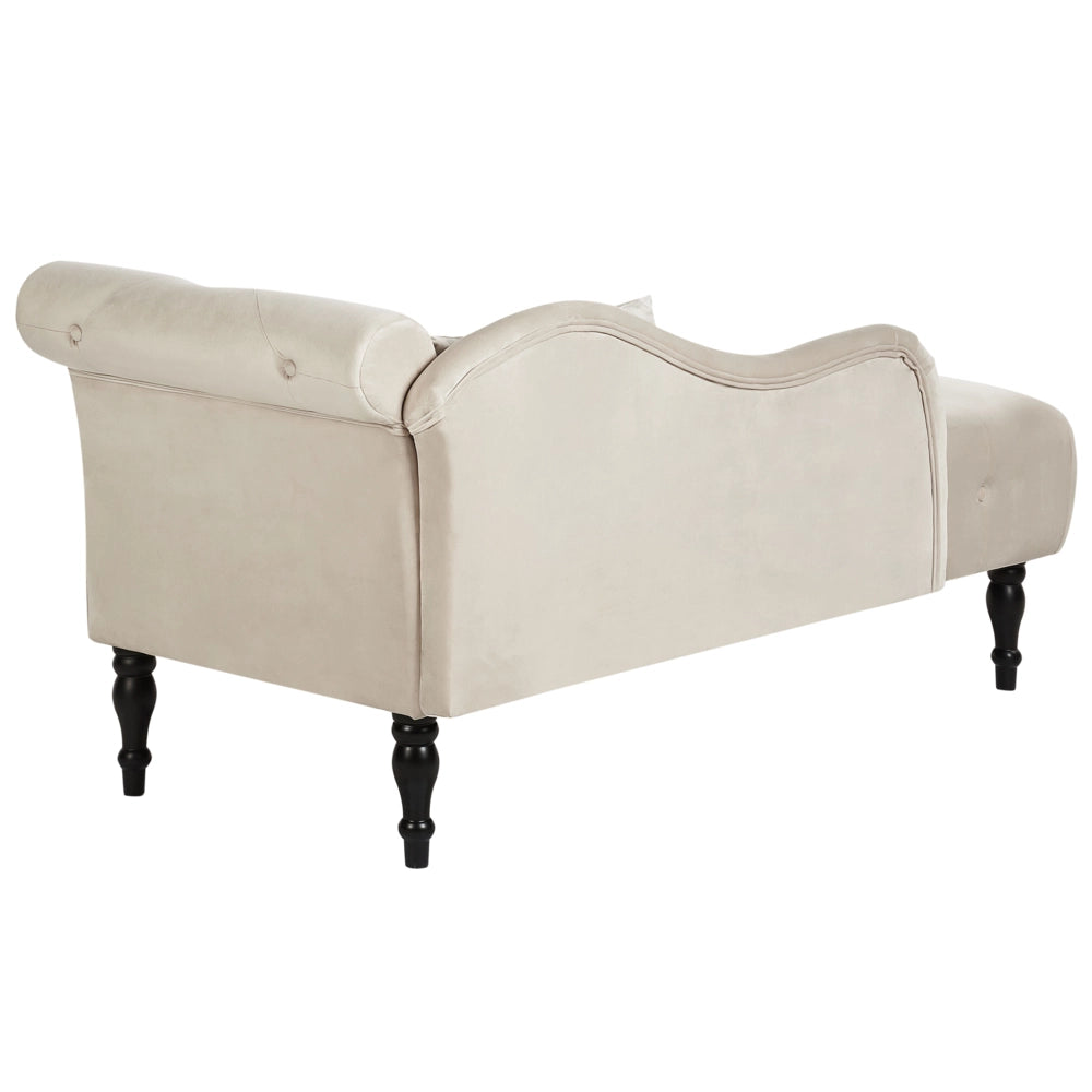 Chaise longue in velluto beige chiaro imbottito con rivestimento a destra e cuscino in stile retrò tradizionale