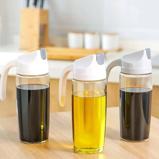 Set di 2 flaconi di olio con chiusura automatica e stop, contenitore di vetro per l'olio, l'aceto e il BBQ, 600 ml, colore bianco e grigio
